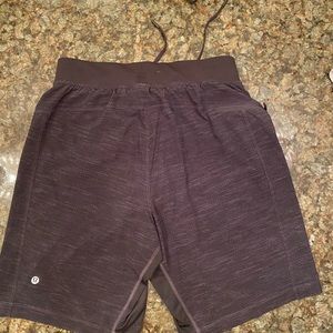 Lululemon Men’s M Black Pace Breaker 9” Shorts